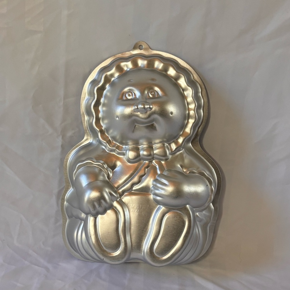 Vintage WILTON CABBAGE PATCH Kids CAKE PAN - 1985 Mold Baby